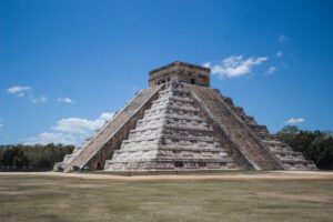 Lee más sobre el artículo Recorriendo la historia de México: los sitios arqueológicos más impresionantes